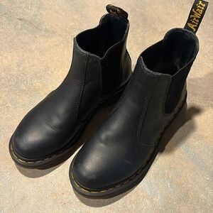 Doc Martens Chelsea Boots